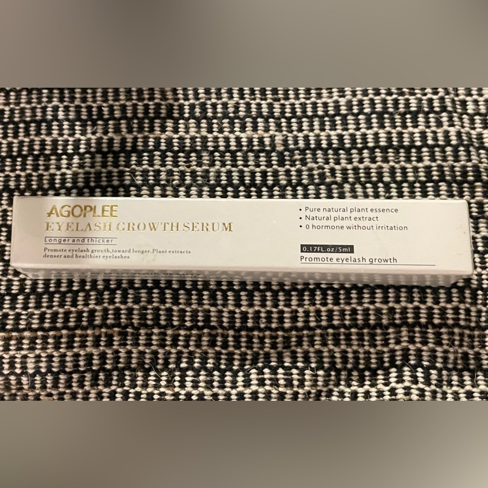 Eyelash Growth Serum BNIB